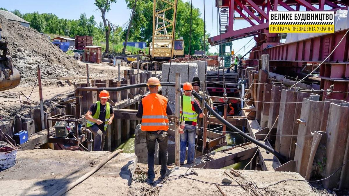 Prodolzhayutsya Raboty Po Rekonstrukcii Mosta Cherez Sulu Vozle Sela Lipovoe Foto Poltavska Hvilya